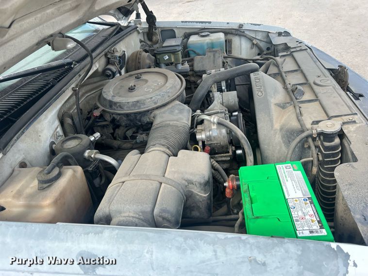 image for item DO7528 1995 Chevrolet  C1500 pickup truck