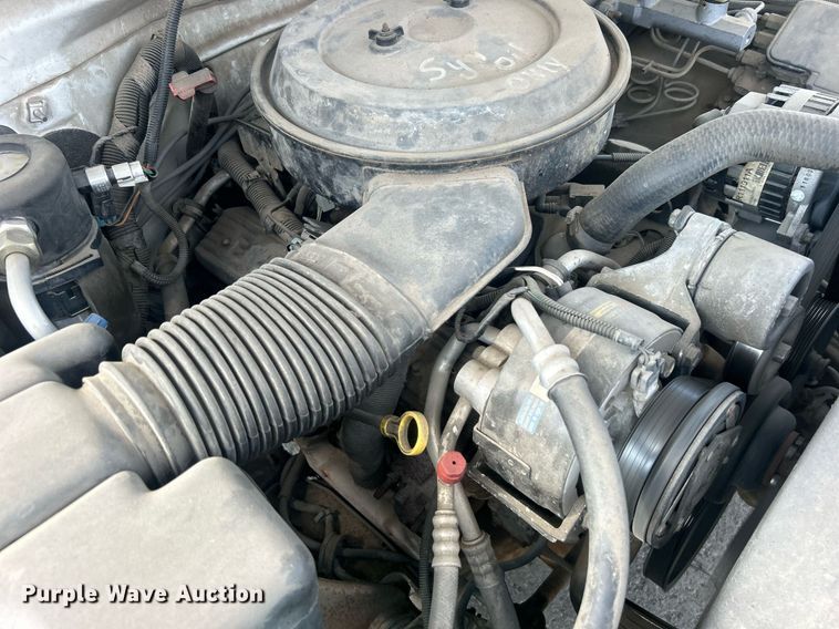 image for item DO7528 1995 Chevrolet  C1500 pickup truck