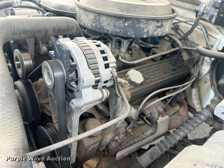 image for item DO7528 1995 Chevrolet  C1500 pickup truck