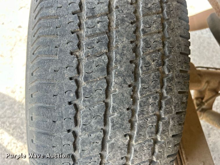 image for item DO7528 1995 Chevrolet  C1500 pickup truck