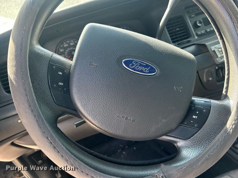 image for item DO7531 2009 Ford Crown Victoria  Police Interceptor