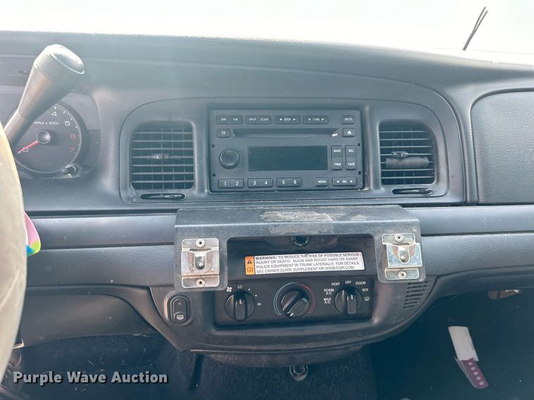 image for item DO7531 2009 Ford Crown Victoria  Police Interceptor