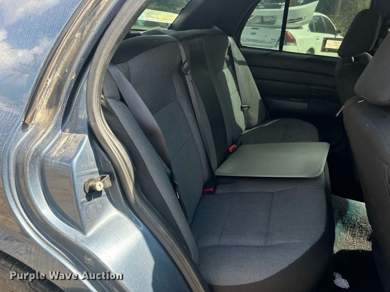 image for item DO7531 2009 Ford Crown Victoria  Police Interceptor