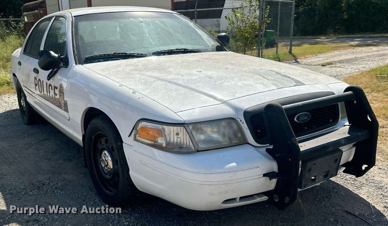 image for item DO7533 2008 Ford Crown Victoria  Police Interceptor