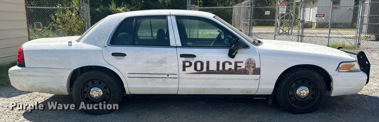 image for item DO7533 2008 Ford Crown Victoria  Police Interceptor
