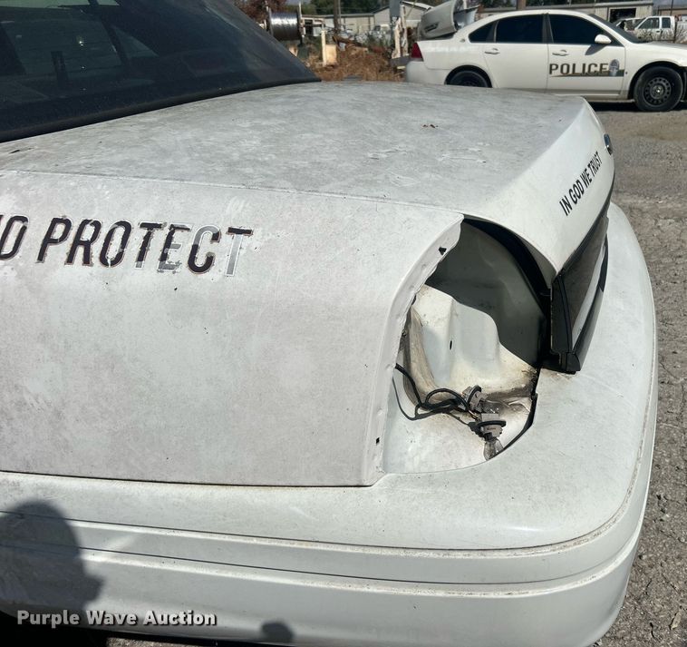 image for item DO7533 2008 Ford Crown Victoria  Police Interceptor