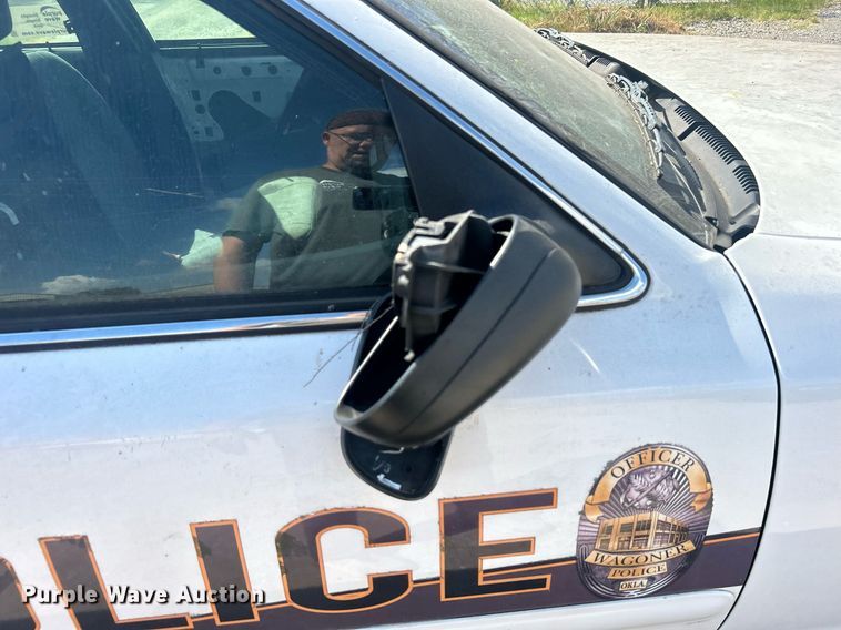 image for item DO7533 2008 Ford Crown Victoria  Police Interceptor