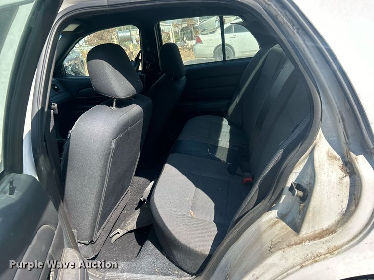 image for item DO7533 2008 Ford Crown Victoria  Police Interceptor