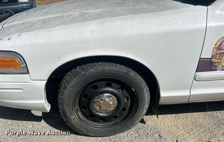 image for item DO7533 2008 Ford Crown Victoria  Police Interceptor