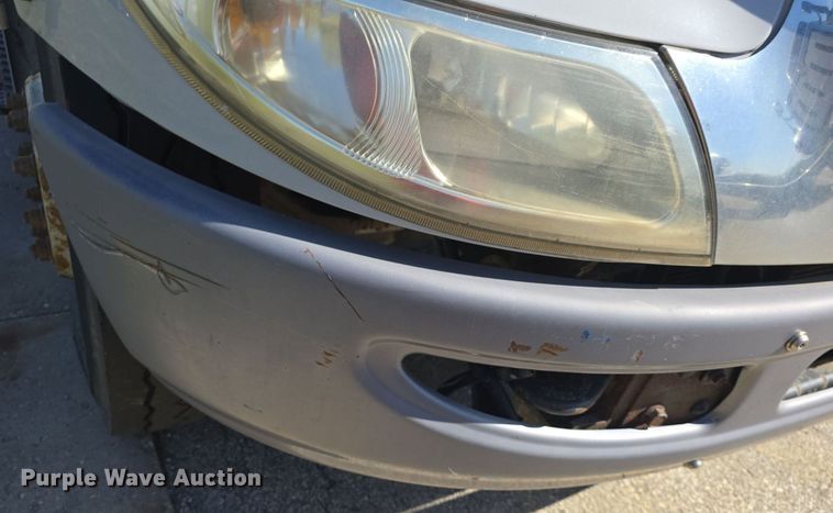 image for item DO7704 2009 International Dura Star 4300  dumpster carrier truck