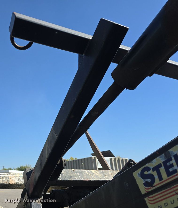 image for item DO7704 2009 International Dura Star 4300  dumpster carrier truck