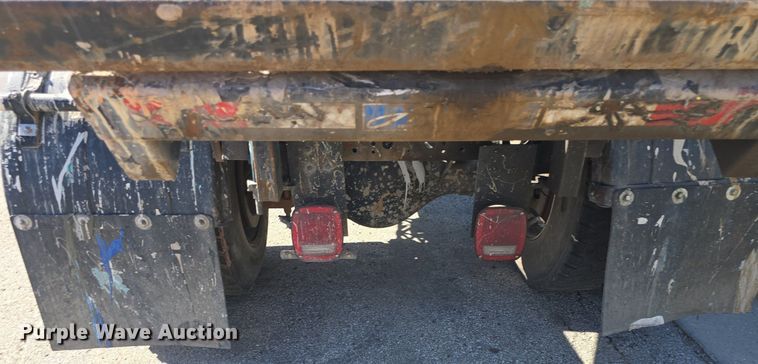 image for item DO7704 2009 International Dura Star 4300  dumpster carrier truck