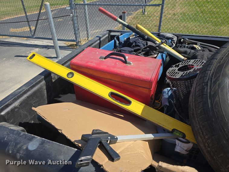 image for item DO7707 1998 Chevrolet S10 pickup truck