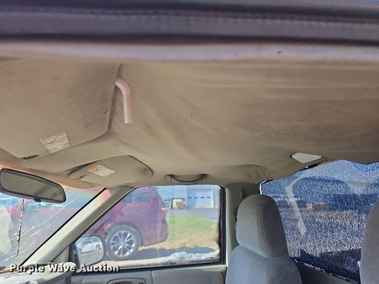 image for item DO7707 1998 Chevrolet S10 pickup truck