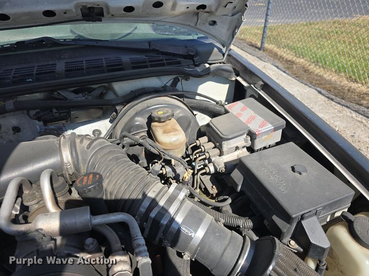 image for item DO7707 1998 Chevrolet S10 pickup truck