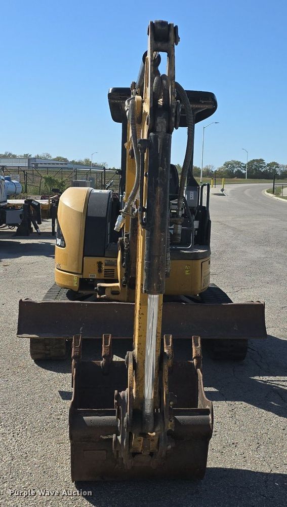 image for item DO7709 2011 Caterpillar 304DCR mini excavator