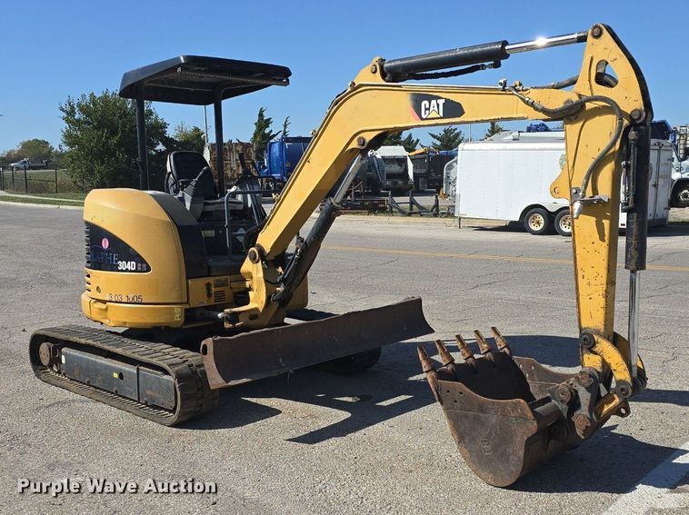 image for item DO7709 2011 Caterpillar 304DCR mini excavator