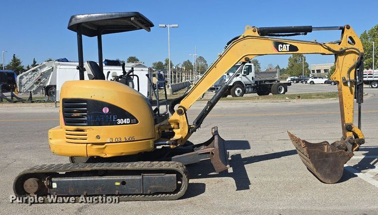 image for item DO7709 2011 Caterpillar 304DCR mini excavator