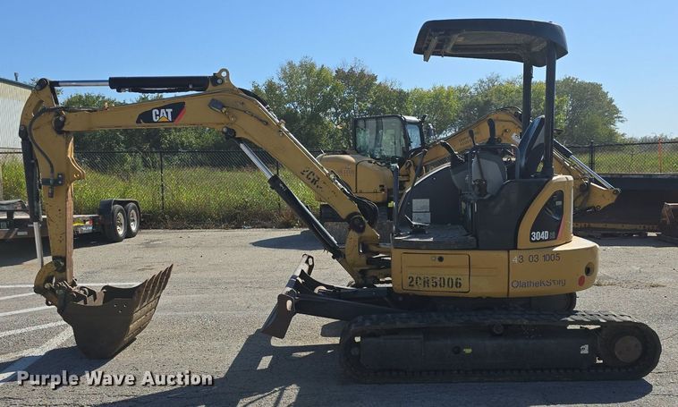 image for item DO7709 2011 Caterpillar 304DCR mini excavator