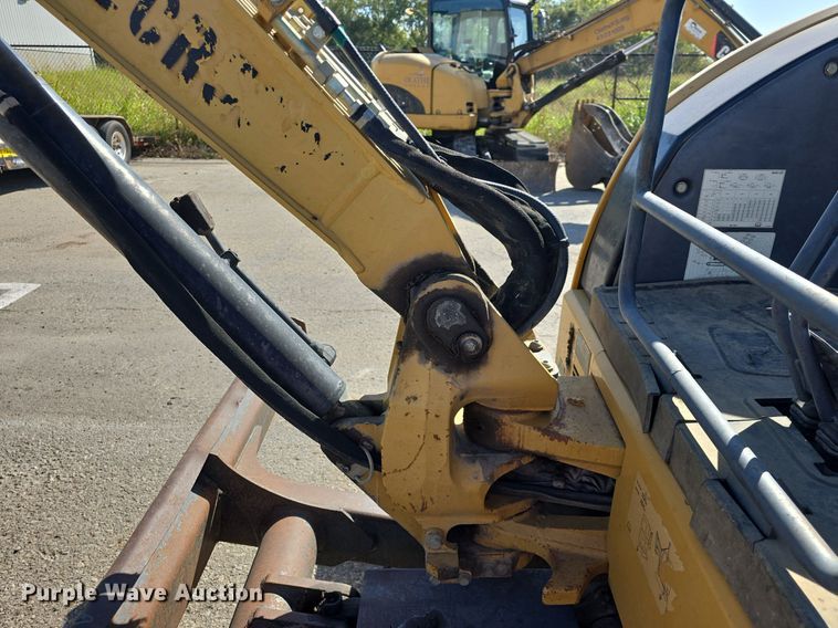 image for item DO7709 2011 Caterpillar 304DCR mini excavator