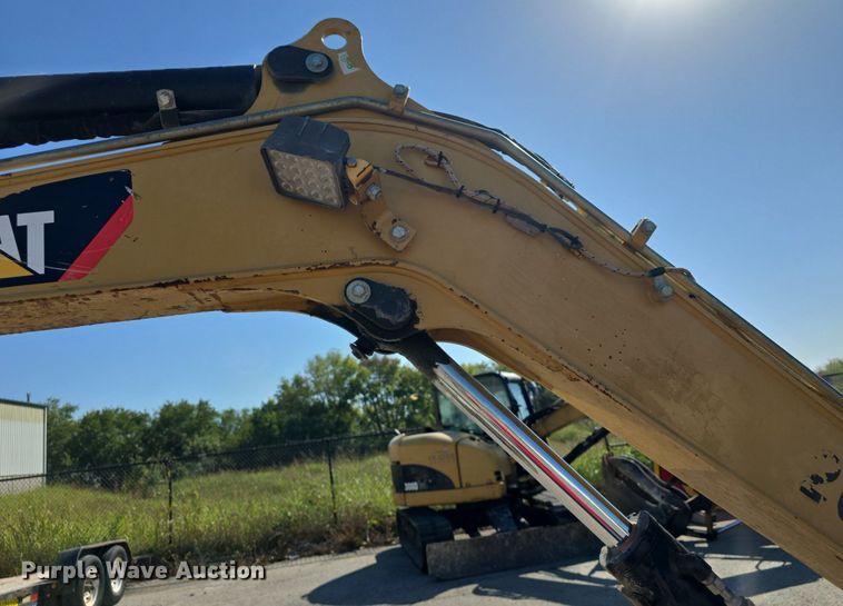 image for item DO7709 2011 Caterpillar 304DCR mini excavator