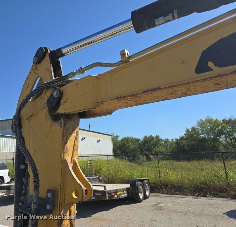 image for item DO7709 2011 Caterpillar 304DCR mini excavator