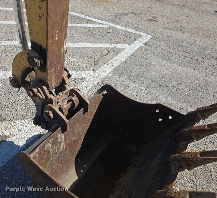 image for item DO7709 2011 Caterpillar 304DCR mini excavator