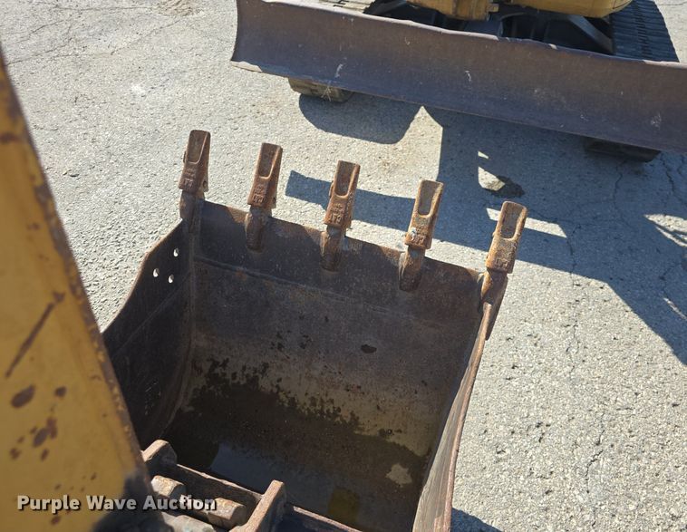 image for item DO7709 2011 Caterpillar 304DCR mini excavator