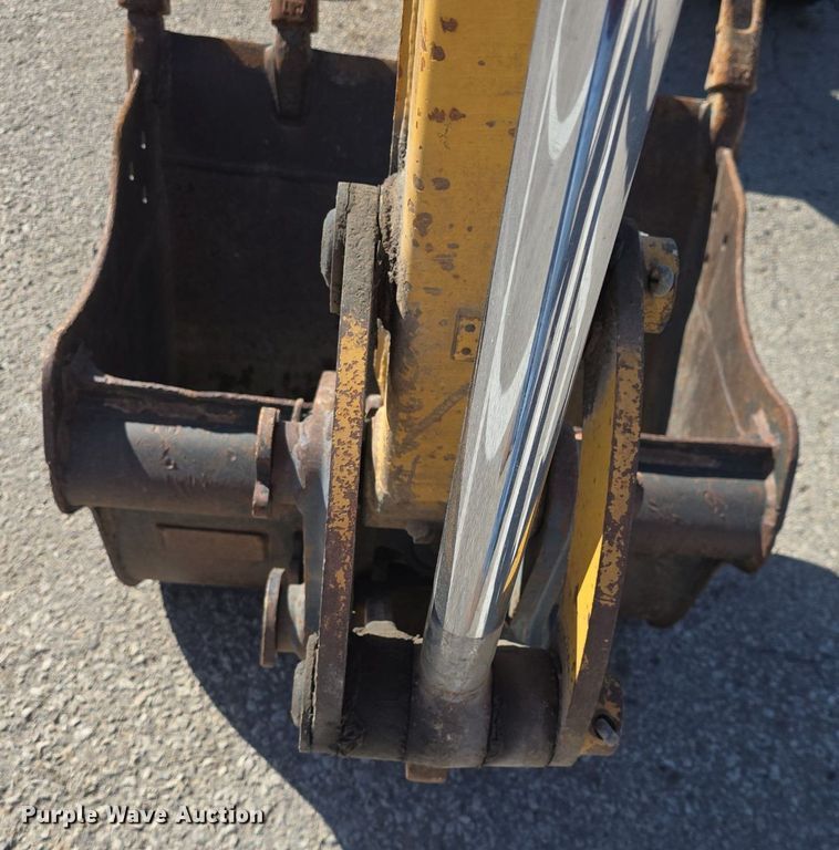 image for item DO7709 2011 Caterpillar 304DCR mini excavator