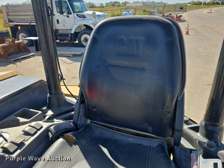 image for item DO7709 2011 Caterpillar 304DCR mini excavator