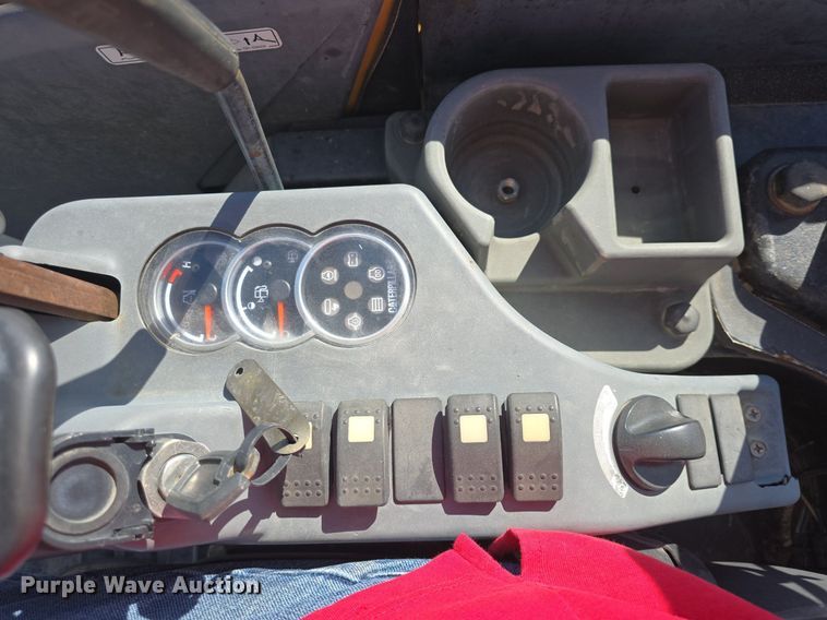 image for item DO7709 2011 Caterpillar 304DCR mini excavator