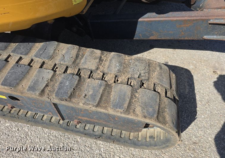 image for item DO7709 2011 Caterpillar 304DCR mini excavator
