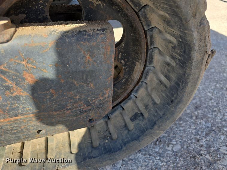 image for item DO7709 2011 Caterpillar 304DCR mini excavator