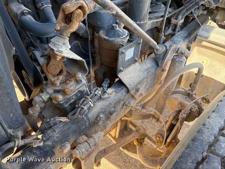 image for item DP0017 2001 Mack RD688S truck cab and chassis