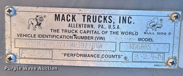 image for item DP0017 2001 Mack RD688S truck cab and chassis