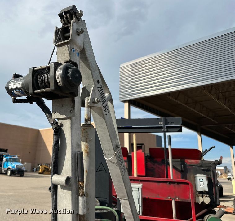 image for item DP8517 2019 Falcon  Hot Box  tar pot trailer