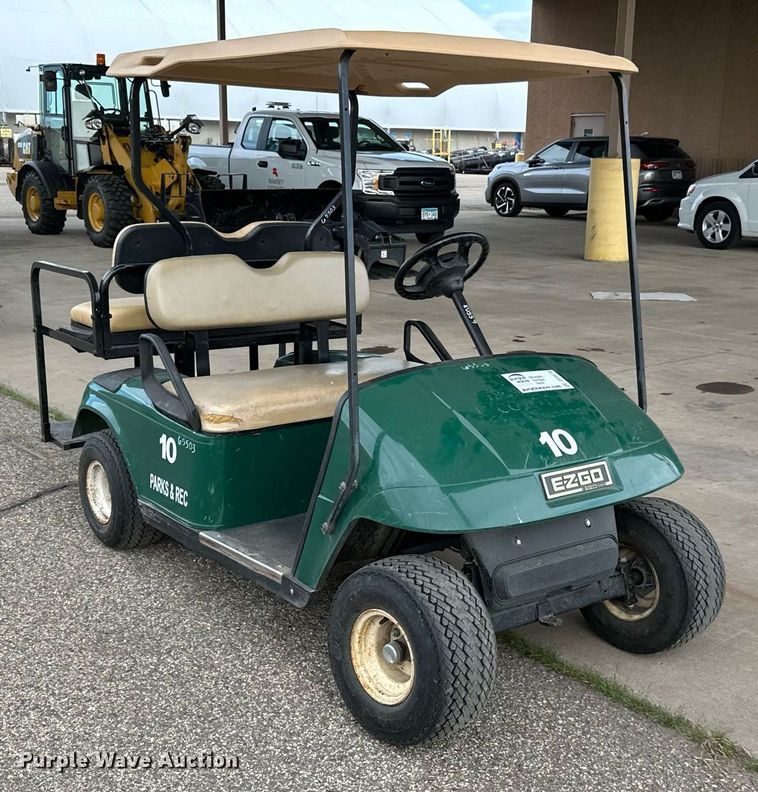 image for item DP8519 2001 Ez-Go  TXT golf cart