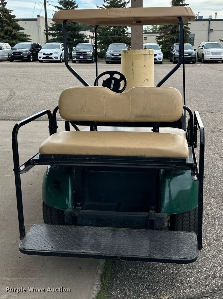 image for item DP8519 2001 Ez-Go  TXT golf cart