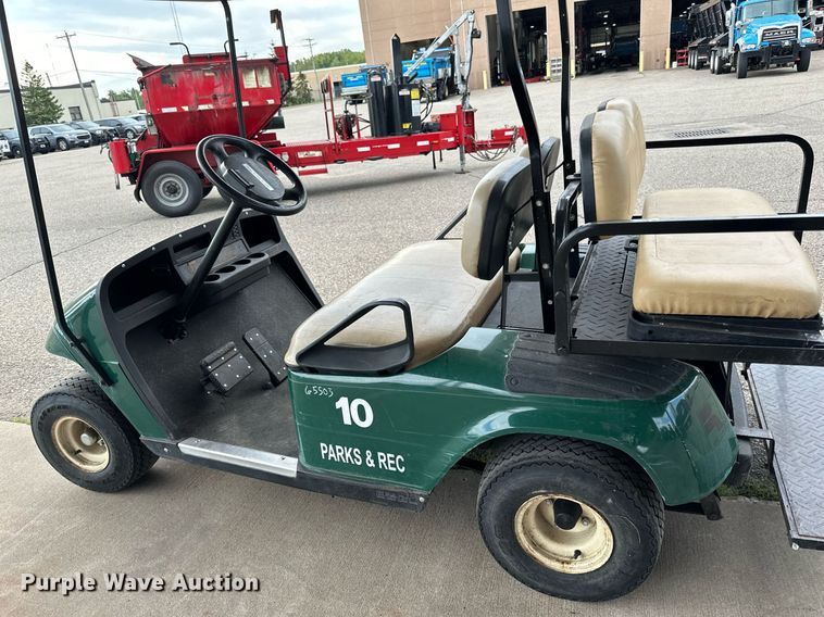 image for item DP8519 2001 Ez-Go  TXT golf cart