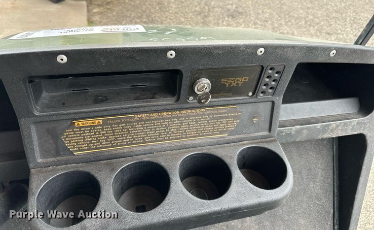 image for item DP8519 2001 Ez-Go  TXT golf cart