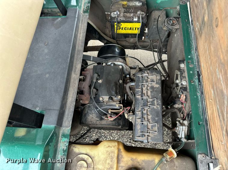 image for item DP8519 2001 Ez-Go  TXT golf cart