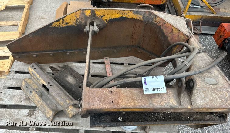 image for item DP8522 Omsteel  snow wing gate