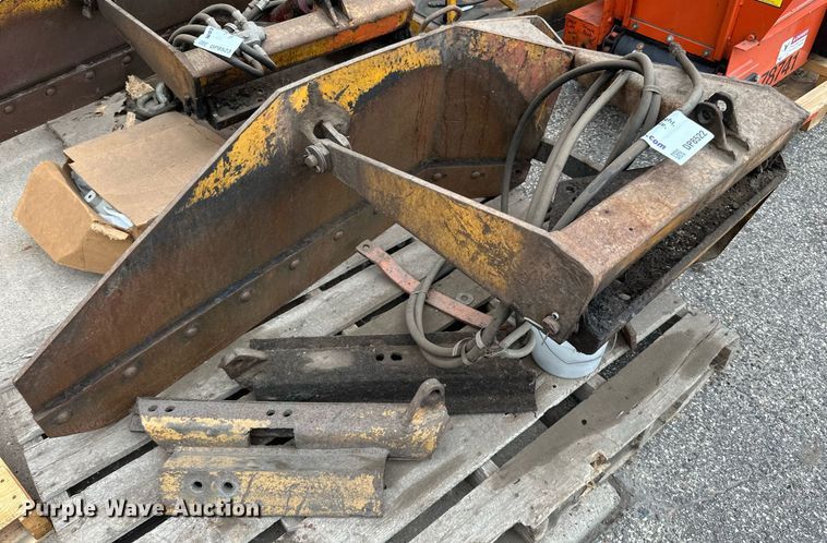 image for item DP8522 Omsteel  snow wing gate