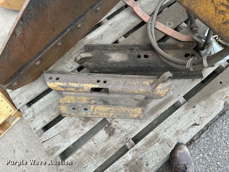 image for item DP8522 Omsteel  snow wing gate