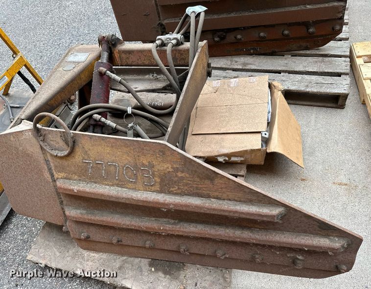 image for item DP8523 Omsteel  103 snow wing gate