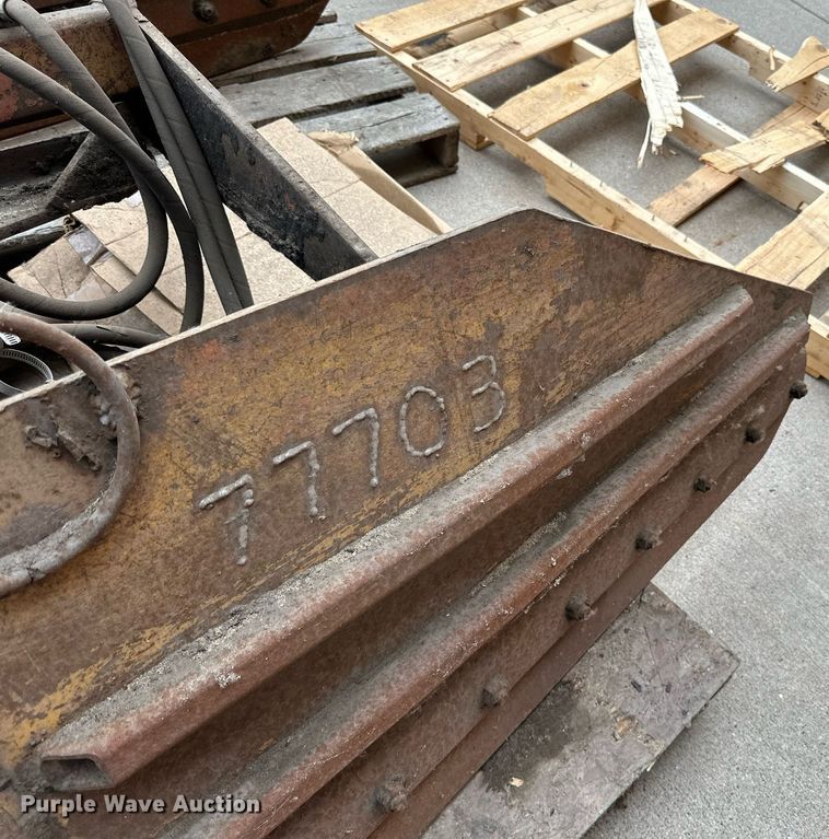 image for item DP8523 Omsteel  103 snow wing gate