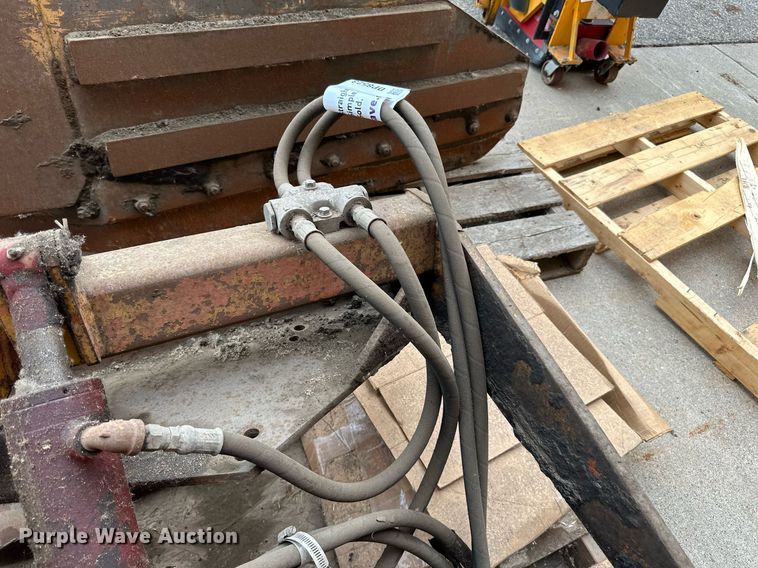 image for item DP8523 Omsteel  103 snow wing gate