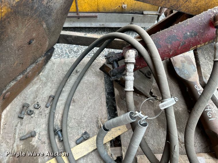 image for item DP8523 Omsteel  103 snow wing gate