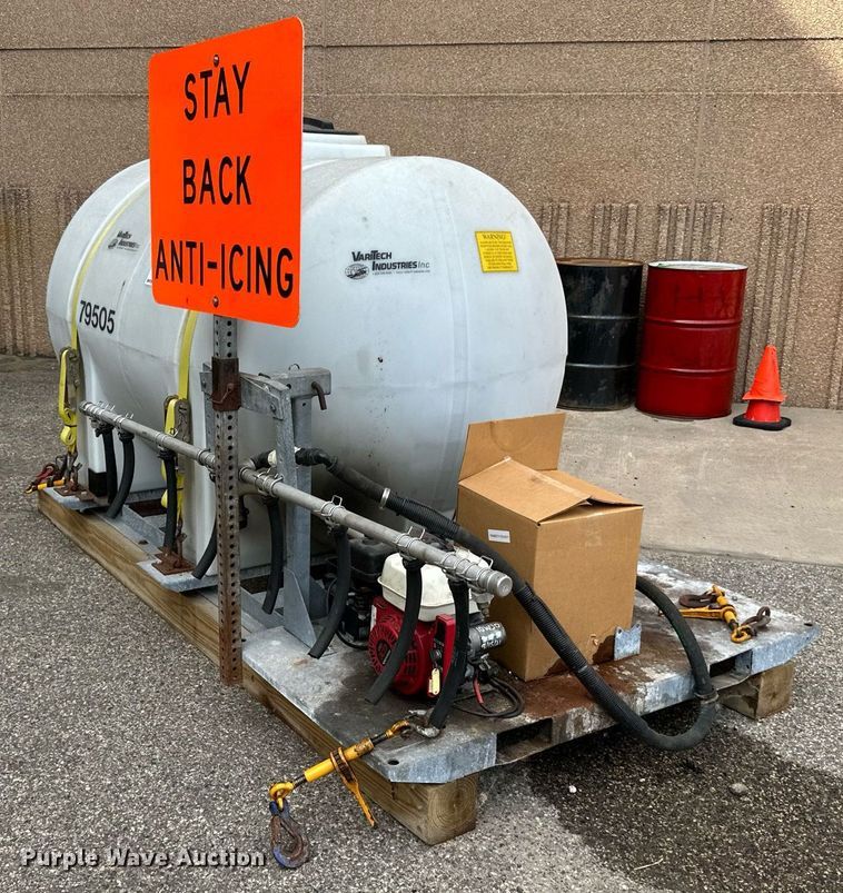 image for item DP8525 Varitech Industries  535-GAS-1-EB de-icer sprayer