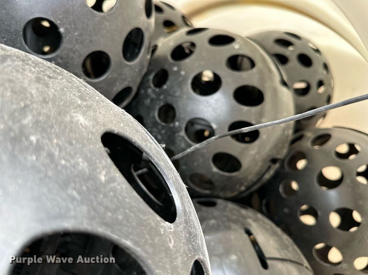 image for item DP8525 Varitech Industries  535-GAS-1-EB de-icer sprayer